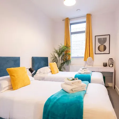 Modern 2- Bedroom Apartment In Central Redhill! Redhill  Exterior photo