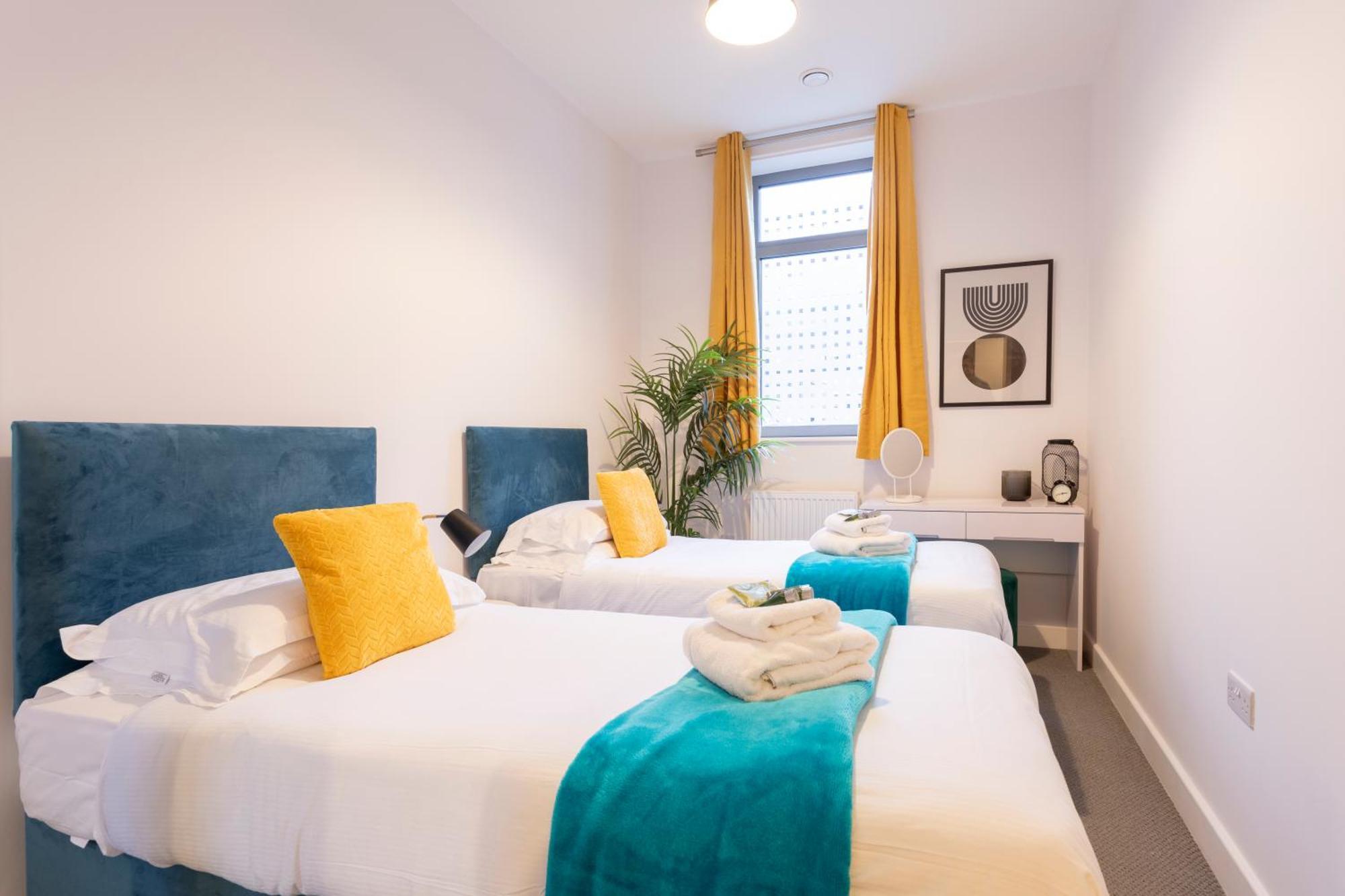 Modern 2- Bedroom In Redhill! Redhill (Surrey)